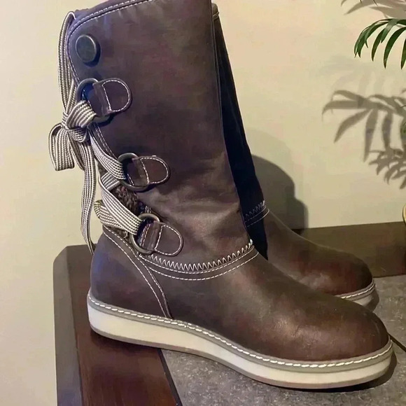 White Mountain TIVIA Boots - Picture 3 of 11